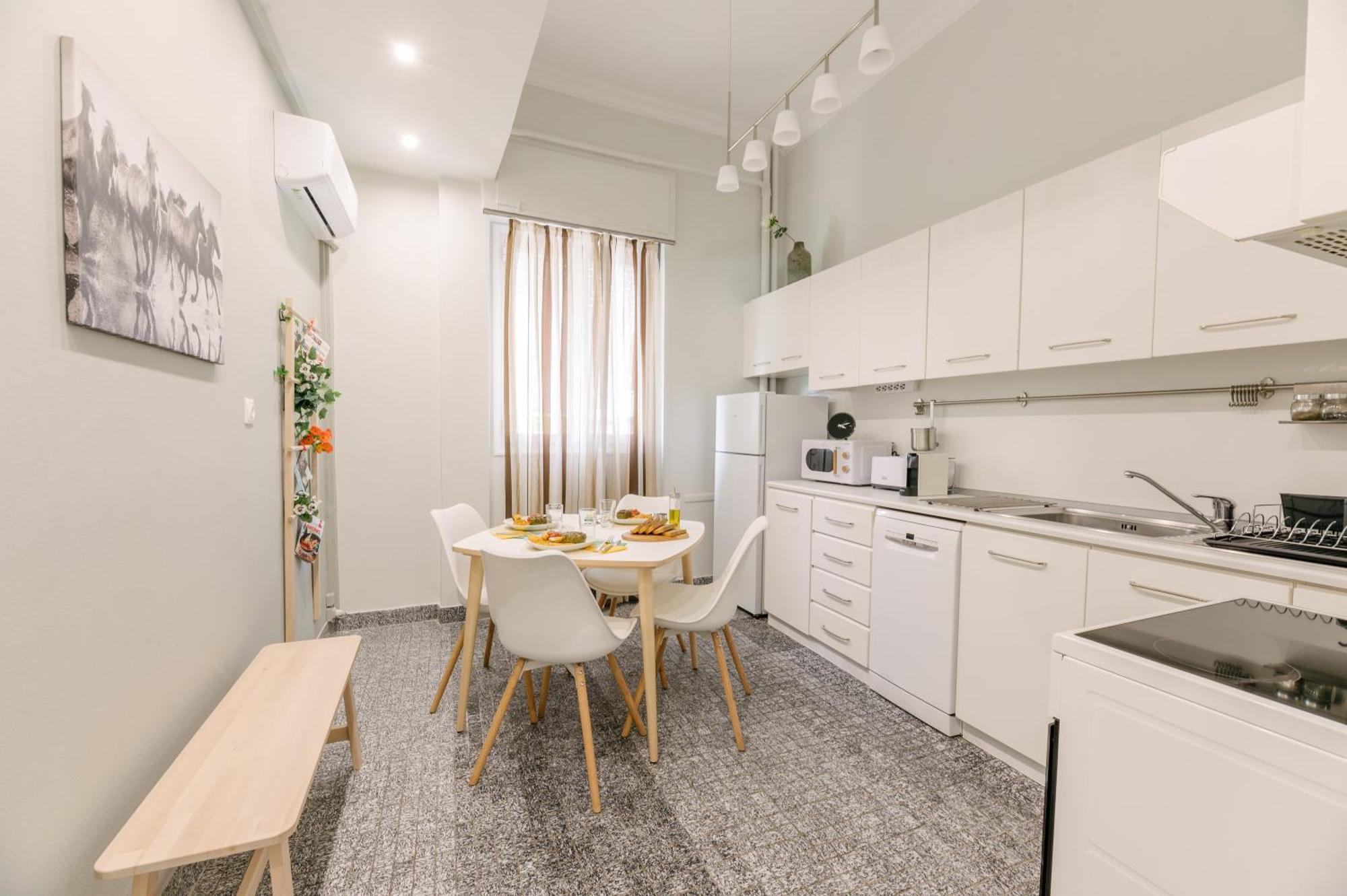 Ourania By Heloni Apartments Athena Bagian luar foto