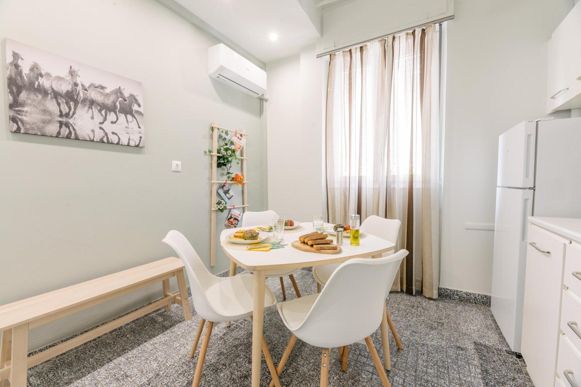 Ourania By Heloni Apartments Athena Bagian luar foto